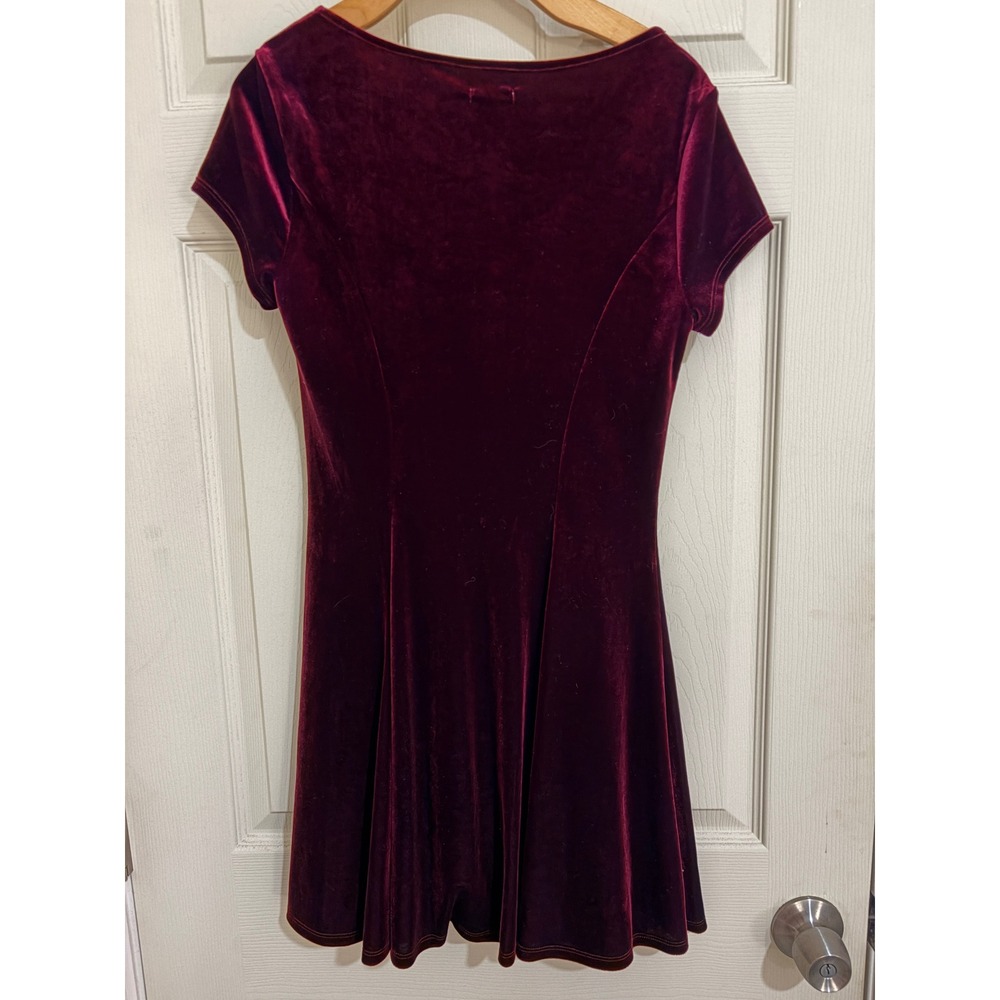 Kimchi Blue Burgundy Velvet Mini Dress Sweetheart Skater Fit Flare Wine Red M - Picture 3 of 8